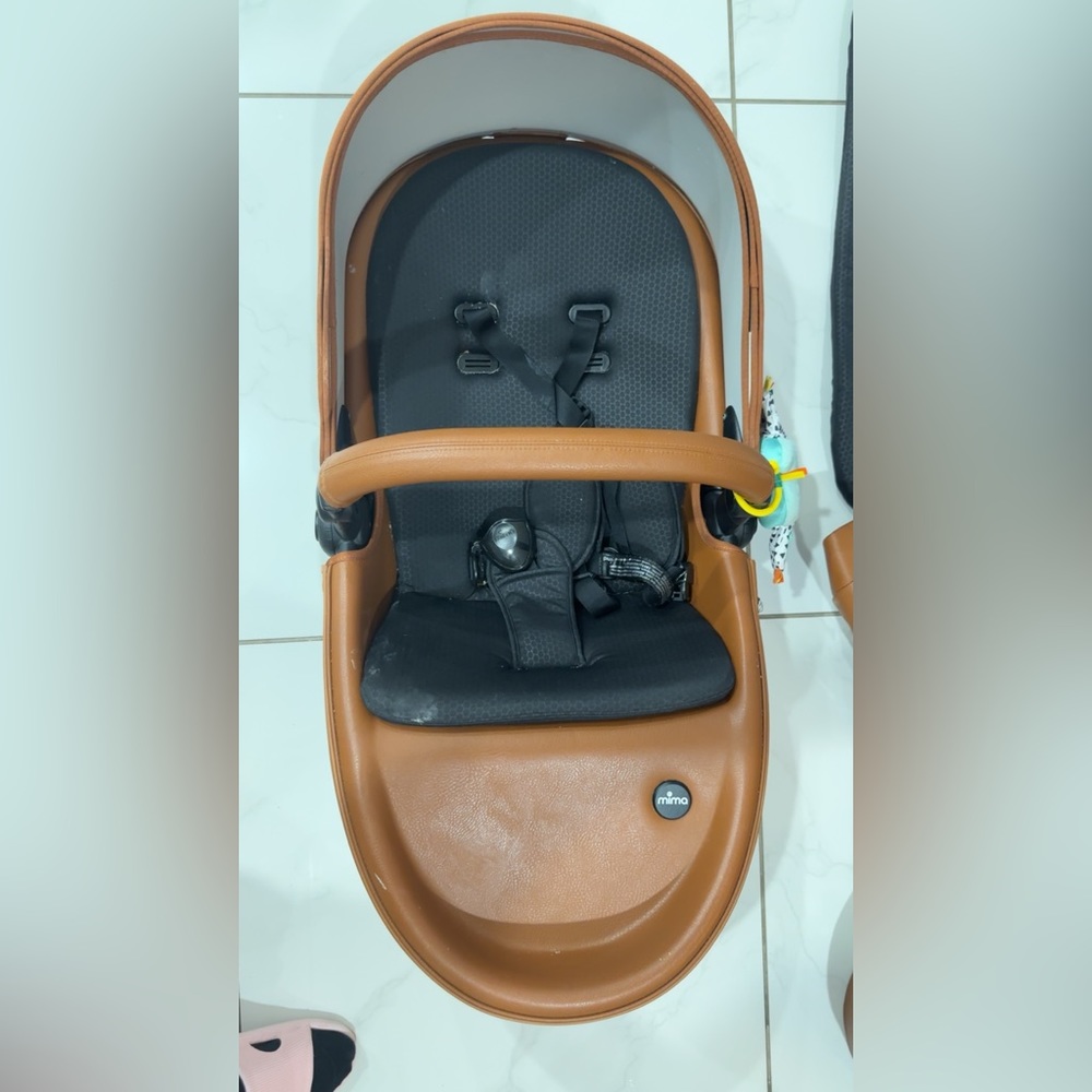 Almost brand new brown stroller only used for 1 year for my baby.